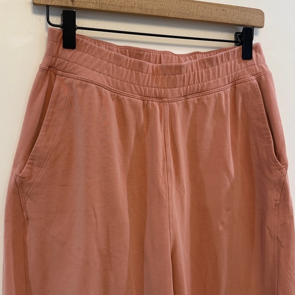 LULULEMON | LA Barrel Leg Pant in Pink Savannah Pastel Athleisure - Size US 6 - Picture 4 of 6